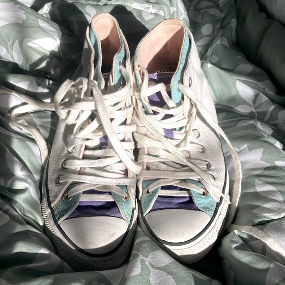 Converse Shoes - Limited edition converse